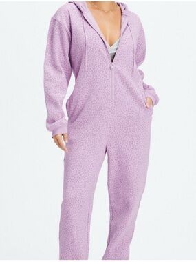 Like New!! Fabletics Leopard Pajama Onesie (M)